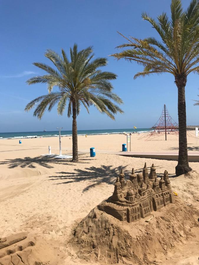 Great Holiday Apartment Close To The Beach Гандия Экстерьер фото